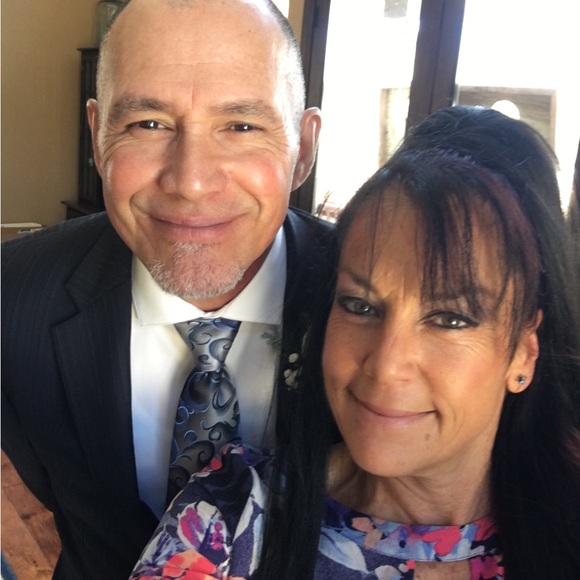 MEET YOUR FELLOW POSHER - Picture 7 of 16